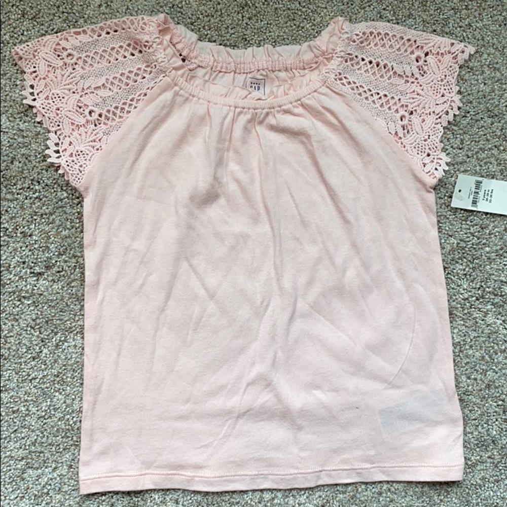 Gap toddler girl crochet sleeve top 3T